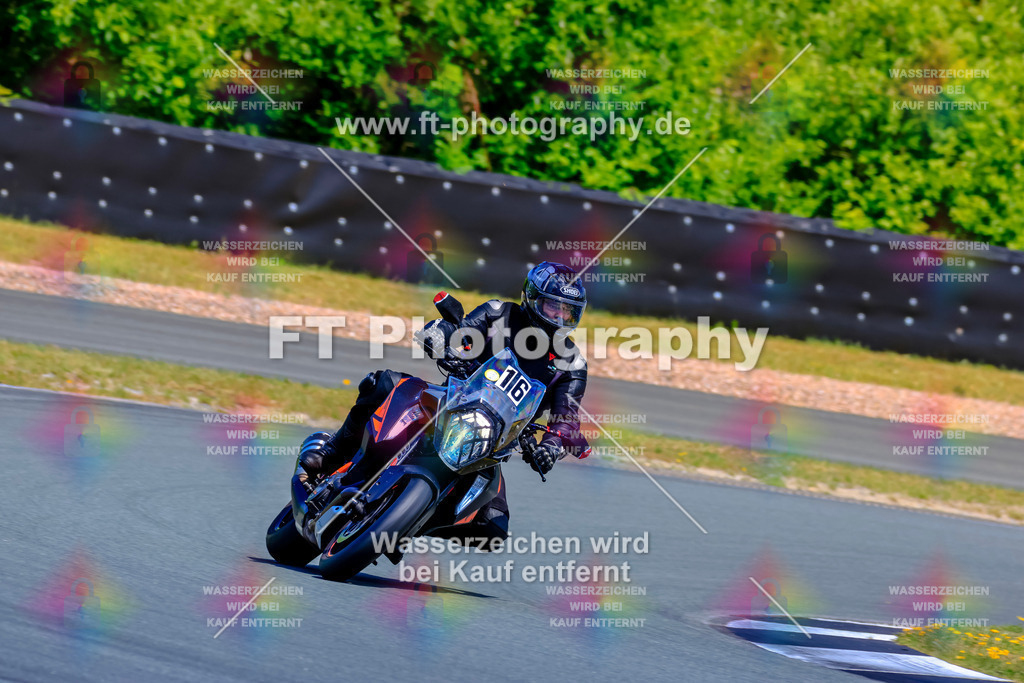 _TCM6273 | Hier findet Ihr Bilder von Touristenfahrten auf der Nürburgring Nordschleife oder von anderen Veranstaltungen die ich besucht habe. Viel Spass beim Durch Schauen 