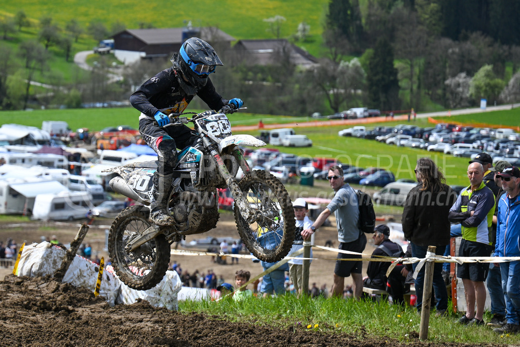 Motocross Schlatt bei Winterthur - 29. April 2023 | #80 Schefer Gino aus Zuerich (CH) auf Husqvarna in der Kategorie Hobby Open am Motocross Schlatt bei Winterthur, 29. April 2023.
Instagram: @mx_schlatt | @mc_wila | @sam_schweiz
Bild: Sportfotografie Markus Aeschimann | www.markus-aeschimann.ch - Realisiert mit Pictrs.com