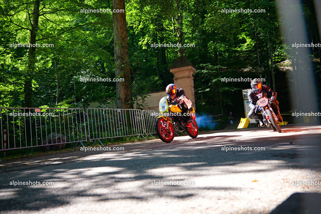 P1026011 | Erleben Sie atemberaubende, hochqualitative Fotos Ihrer Fahrt entlang der malerischen Alpenstraßen. Besuchen Sie alpineshots.com, um professionelle Aufnahmen Ihrer unvergesslichen Reise zu finden und zu kaufen - Realisiert mit Pictrs.com