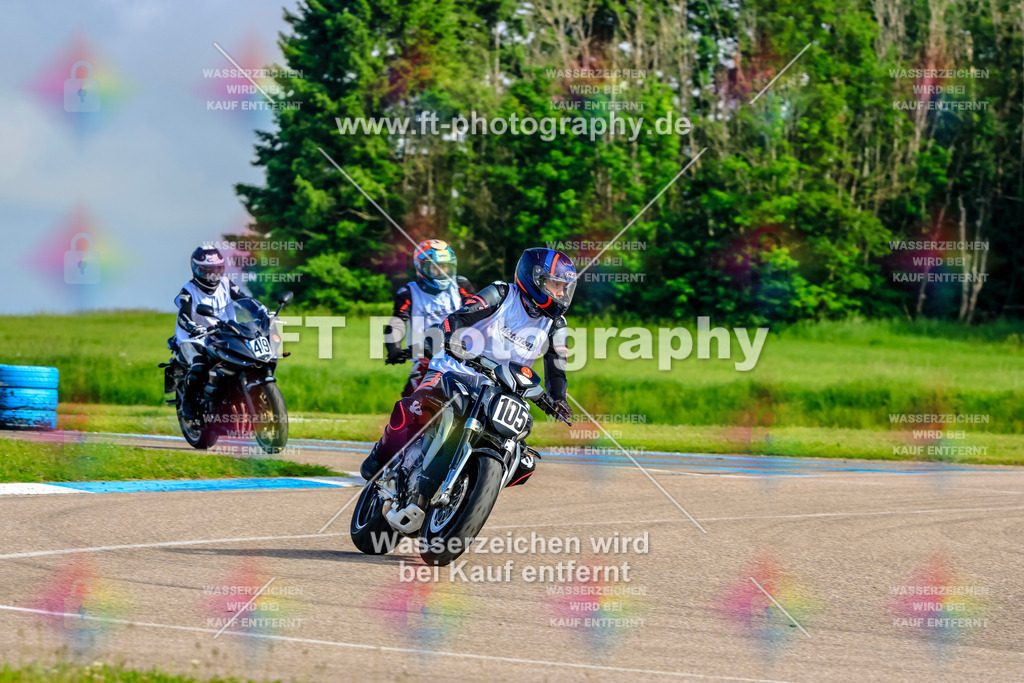 MotoTeam-8371 | Hier findet Ihr Bilder von Touristenfahrten auf der Nürburgring Nordschleife oder von anderen Veranstaltungen die ich besucht habe. Viel Spass beim Durch Schauen 