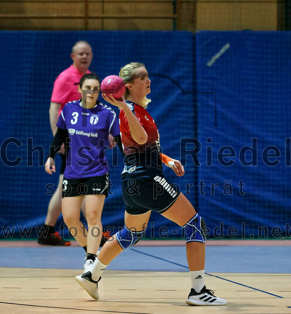 2022-11-19_046_SpVgg_Altenerding_gegen_HC_Donau-Paar | Erding, Deutschland, 19.11.2022:
Handball, Bezirksoberliga Frauen Altbayern 2022 / 2023, 5. Spieltag, SpVgg Altenerding gegen HC Donau/Paar, Endergebnis: 22:33

Franziska Haller (HC Donau/Paar, #7)

Foto: Christian Riedel / fotografie-riedel.net