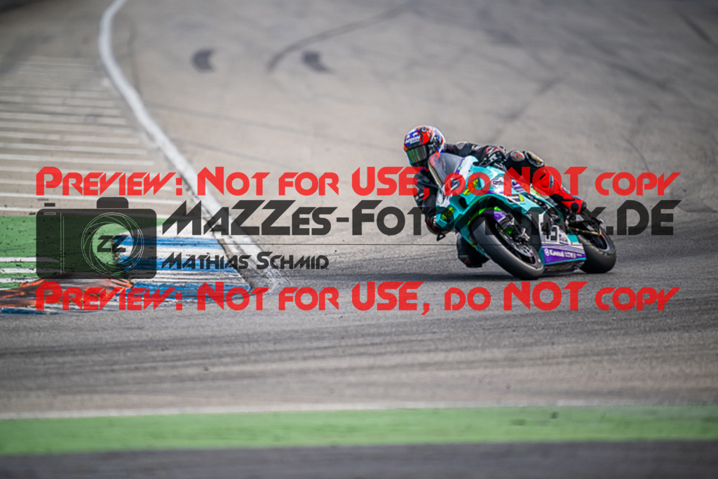 MaZZes_FotoMatrix_220924_0759 | PRO SUPERSTOCK