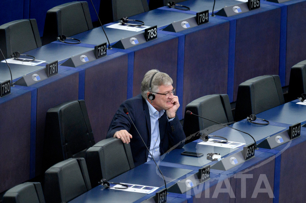 _DWI0217 | Jörg Meuthen (MdEP 2019-2024, Fraktionslos, DE)  bei Wiederaufnahme der letzte Plenarsitzung. Das Europäische Parlament in Straßburg, 22.04.2024
 - Realisiert mit Pictrs.com