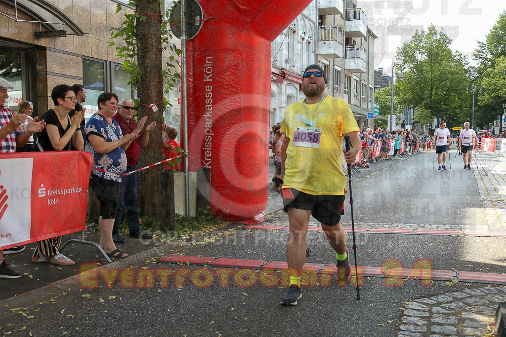 220625_1704_EX1_5970 | Sportfotografie im Rhein-Sieg Kreis, Köln, Bonn, NRW, Rheinland Pfalz, Hessen, etc. Unser Tätigkeitsfeld umfasst den Laufsport vom Volkslauf über den Marathon, Duathlon, Triathon bis zum Ultralauf wie Kölnpfad Ultra oder Schindertrail.