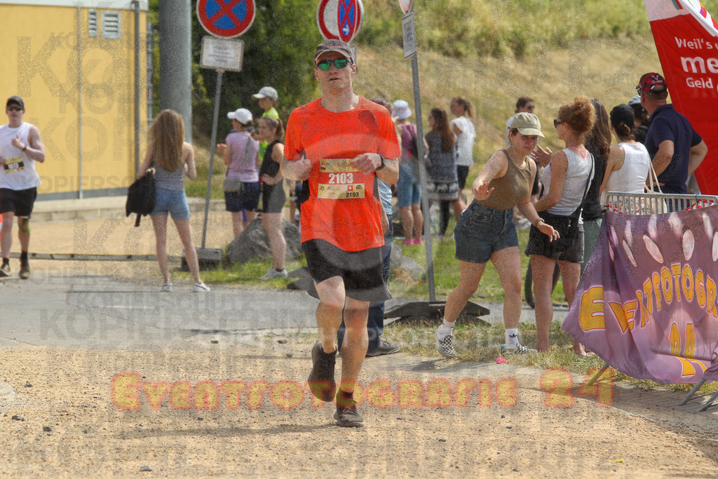250614_1117_EV4_8775 | Sportfotografie im Rhein-Sieg Kreis, Köln, Bonn, NRW, Rheinland Pfalz, Hessen, etc. Unser Tätigkeitsfeld umfasst den Laufsport vom Volkslauf über den Marathon, Duathlon, Triathon bis zum Ultralauf wie Kölnpfad Ultra oder Schindertrail.