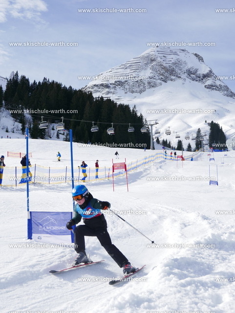 Björn (1) | Photos von der Skischule Warth - Realisiert mit Pictrs.com