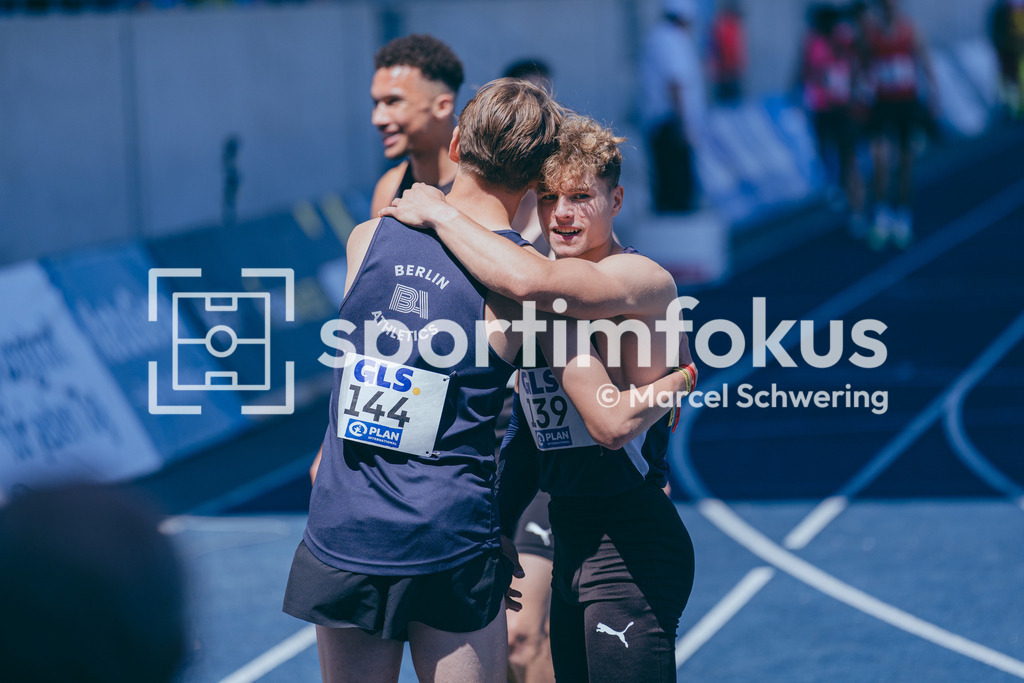 Deutsche Meisterschaften U20 / U16 2026 | Tim Klein, Berlin Athletics Capital Club, 144 und -Marcel Drews, Berlin Athletics Capital Club, 139, 4x100-Meter-Staffel, Deutsche Meisterschaften der U20 &amp; U16 2026, Lohrheidestadion Bochum-Wattenscheid, 10.07.2026. Foto: Marcel Schwering / sportimfokus - Realisiert mit Pictrs.com