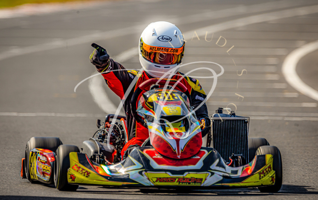 F2BB23CB-E3E5-4B14-98C6-48CDC32A7F62 | traudl_s_fotos