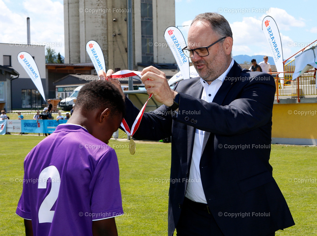 A_LUI_010622_26 | SPORT,FUSSBALL,SPARKASSE SCHUELERLIGA LANDESFINALE 2022 PETTENBACH 01.06.2022 IM BILD: (LINZ VIOLETT) UND (RIED GRUEN) FOTO.FOTOLUI
