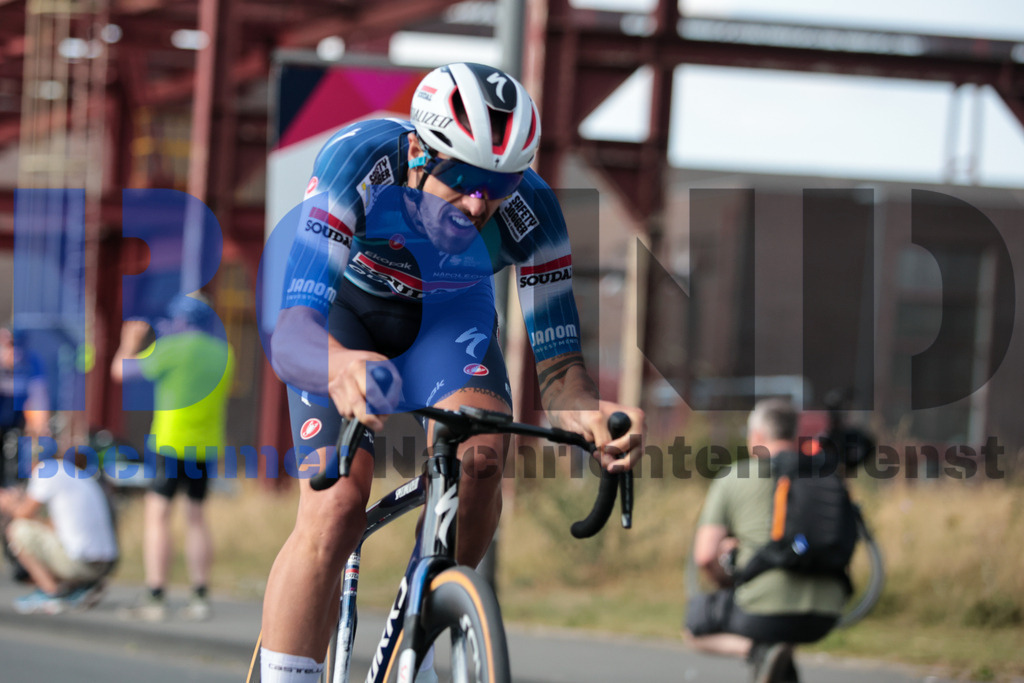 SES_DEUTOU20250820-85 | bond - Realisiert mit Pictrs.com