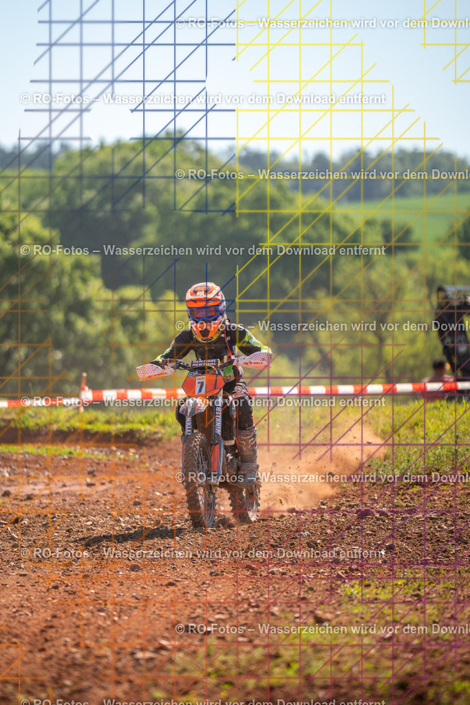 Wolfshausen 1 Lauf -471 | Sportfotografie von RO-Fotos: Motorsport, Motocross, Enduro, Laufveranstaltungen und Triathlon. Professionelle Fotos von Sportlern und Events. - Realisiert mit Pictrs.com
