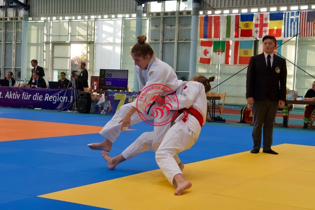 RAS_8075 | Fotos vom Adler Cup - Pictures from Adler Cup

Hier findet Ihr alle Eindrücke und großen Momente der Adler Cup Wochenenden. Here you will find all impressions and great moments of the Adler Cup weekends. - Realisiert mit Pictrs.com