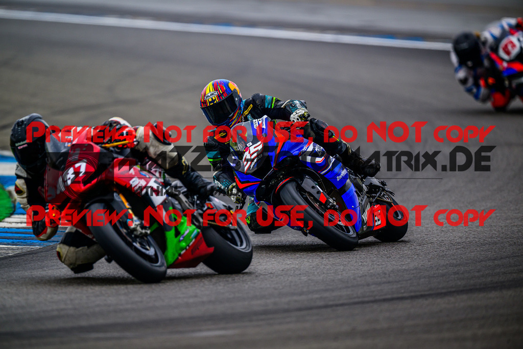 MaZZes_FotoMatrix_240614_6007705_9439 | WEISS