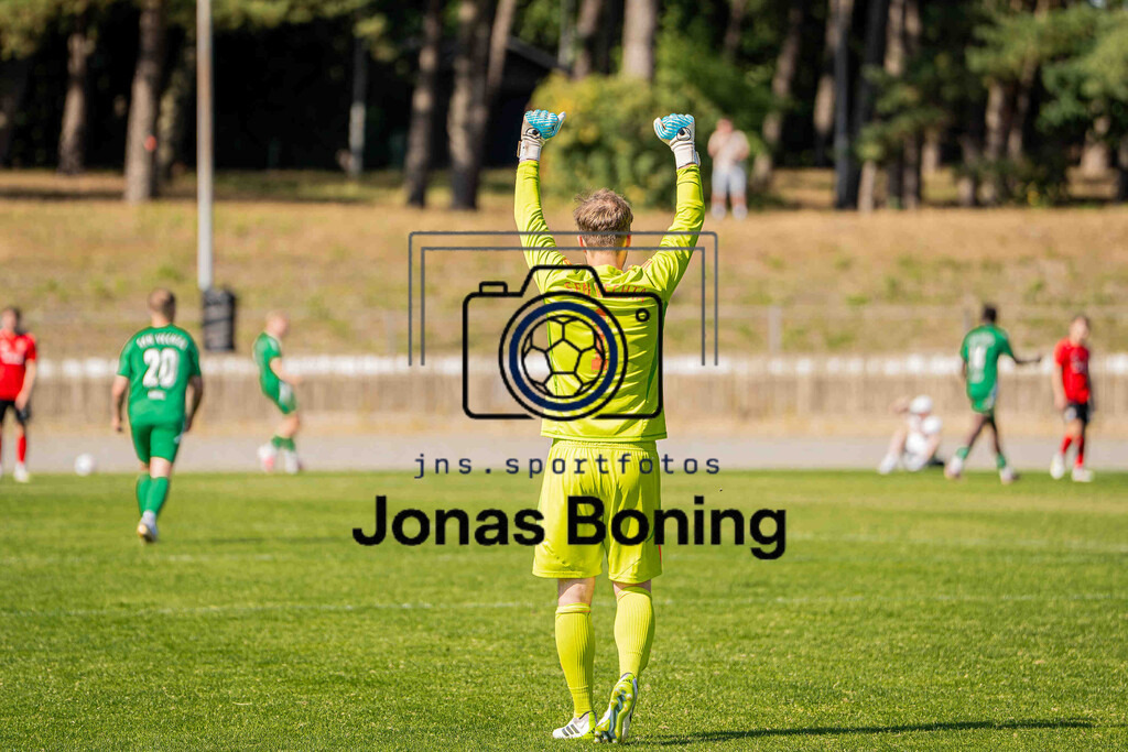Fußball I Herren I Saison 2026-2027 I Bezirksliga Weser-Ems 4  I 1. Spieltag I SFN Vechta - SV Molbergen I 16541 | jns.sportfotos - Realisiert mit Pictrs.com