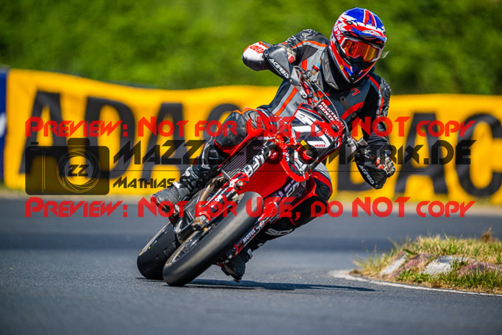 MaZZes_FotoMatrix_220529_8457 | Fotograf Mathias Schmid
Sportfotograf,
Eventfotograf,
Hochzeitsfotograf,
Portraitfotograf