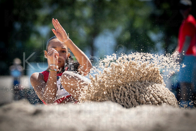 Juniorengala 2026; Mannheim, 13.06.2026 | MANNHEIM, GERMANY - JUNE 13, 2026 : Emily Uzoma (GER/SC Poppenbuettel) competing in the women’s triple jump during the Juniorengala 2026 at Michael-Hoffmann-Stadion on June 13, 2026 in Mannheim, Germany.