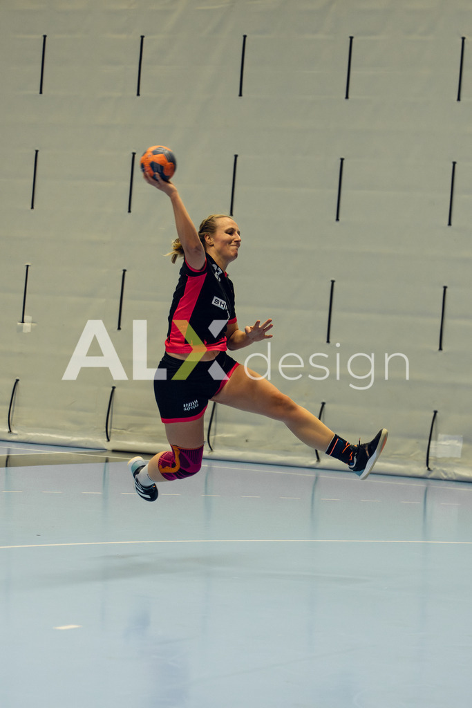 Handball I Frauen I Saison 2025-2026 I Frauen 2. Liga I 8. Spieltag I SG Schaffhausen - SG Red Dragons Uster I 23.11.2025 | Hochwertige Sportfotos kaufen & lizenzieren für Medien, Vereine, Agenturen & Sportler:innen. Entdecke professionelle Sportfotografie im Bildshop von Alexander Franzen. - Realisiert mit Pictrs.com