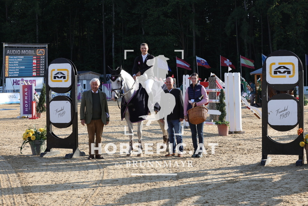 0P6A8331 | Willkommen bei Brunnmayr - Design & Fotografie – Ihrem Spezialisten für Reitturniere und Pferdeveranstaltungen in Oberösterreich, Salzburg und Bayern! Seit über 17 Jahren sind wir leidenschaftlich dabei.