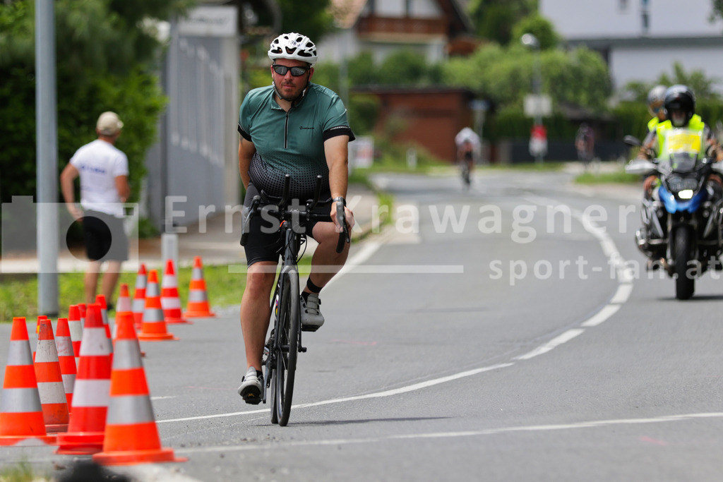 Klagenfurt 2026 | Manuel Schram (AUT, 1980) Ironman, Klagenfurt 2026,  Lambichl, Klagenfurt , Austria. Photo: Ernst Krawagner - Realisiert mit Pictrs.com
