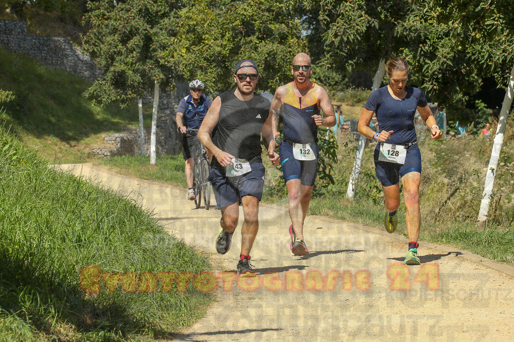 250824_1235_EX1_9850 | Sportfotografie im Rhein-Sieg Kreis, Köln, Bonn, NRW, Rheinland Pfalz, Hessen, etc. Unser Tätigkeitsfeld umfasst den Laufsport vom Volkslauf über den Marathon, Duathlon, Triathon bis zum Ultralauf wie Kölnpfad Ultra oder Schindertrail.
