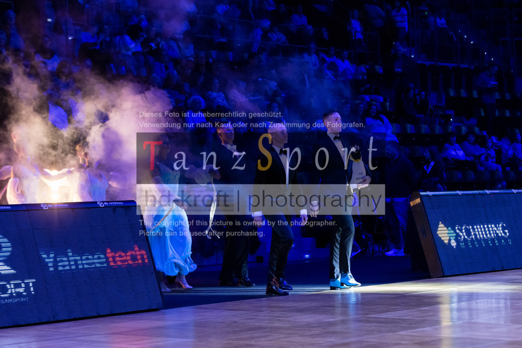 20241109_DM-Formationen_Vorrunde_2008 | Tanzsportbilder, Standardtanz, Lateintanz, WDSF, DTV, LTVB, dancecomp, goc, hessen tanzt, blaues band der spree, walzer, tango, wiener walzer, slowfox, quickstepp, samba, rumba, cha-cha-cha, paso doble. jive, hd-kroft photography, turniertanzsport