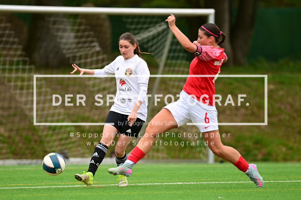 Fußball I Frauen I Saison 2025-2026 I Bezirksliga I 21. Spieltag I Harburger TB - Rahlstedter SC I 166586 | Der Sportfotograf. - Realisiert mit Pictrs.com