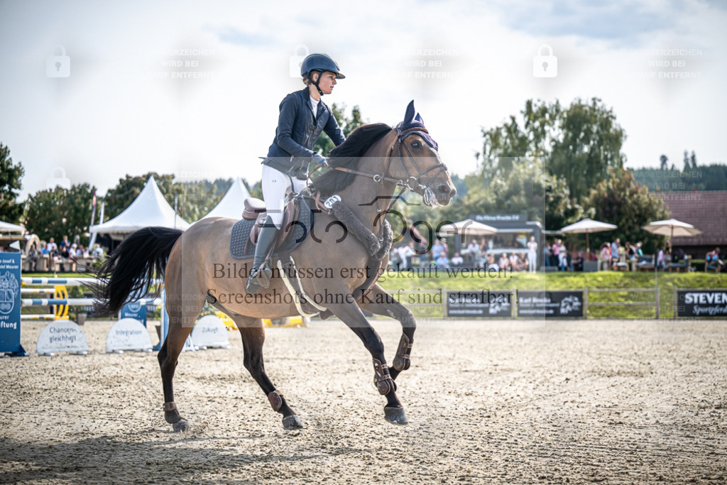 DOS_0741 | Entdecke hochwertige Reitturnierfotos von Foto Oger. Professionell, emotional und authentisch – jetzt Lieblingsmomente im Shop bestellen. - Realisiert mit Pictrs.com