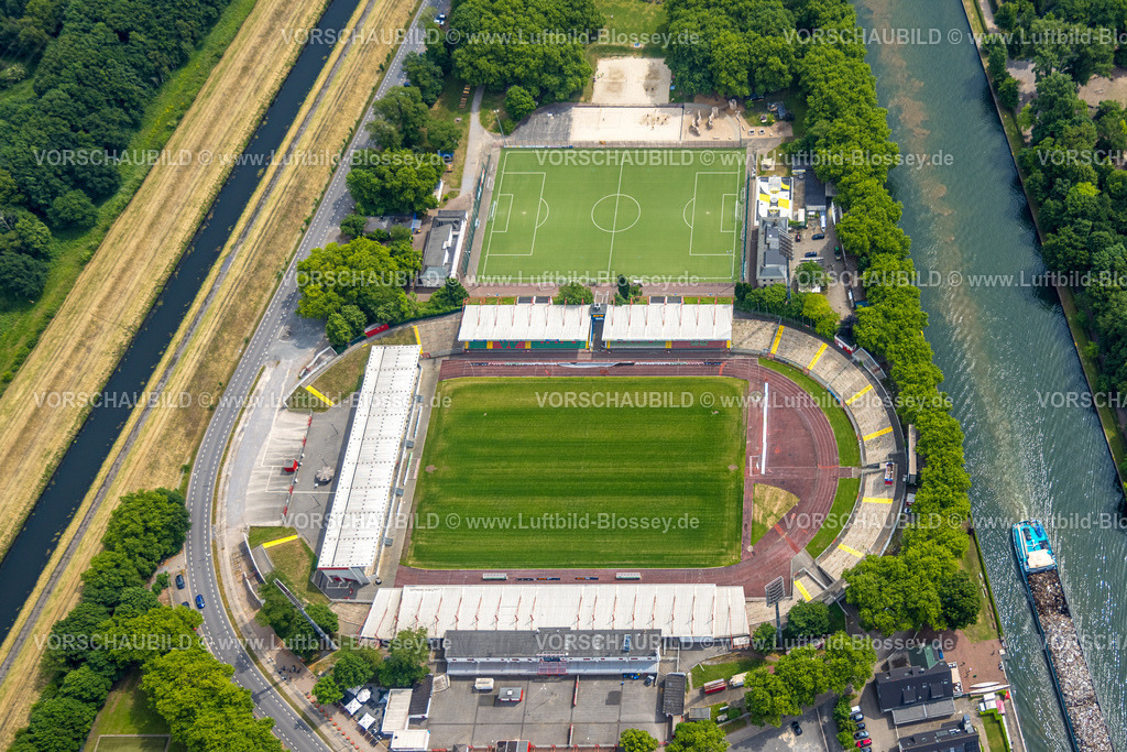 Oberhausen250515955 | Luftbild, Niederrhein Fußballstadion des SC Rot-Weiß Oberhausen e.V. und Nebenplatz, Oberhausen, Ruhrgebiet, Nordrhein-Westfalen, Deutschland
