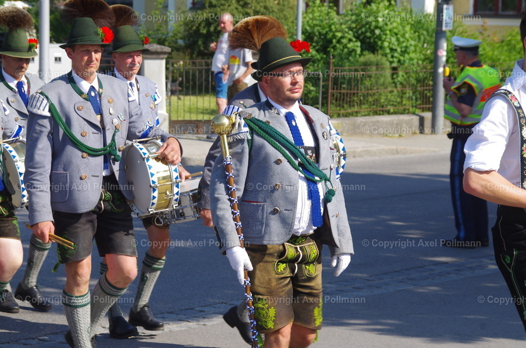 IMGP3129 | fotografiert von Axel PollmannLeonhardi Wallfahrt Benediktbeuern und Murnau, Fronleichnam, Fasching, Landschaft im Loisachtal und Benediktbeuern  - Realisiert mit Pictrs.com