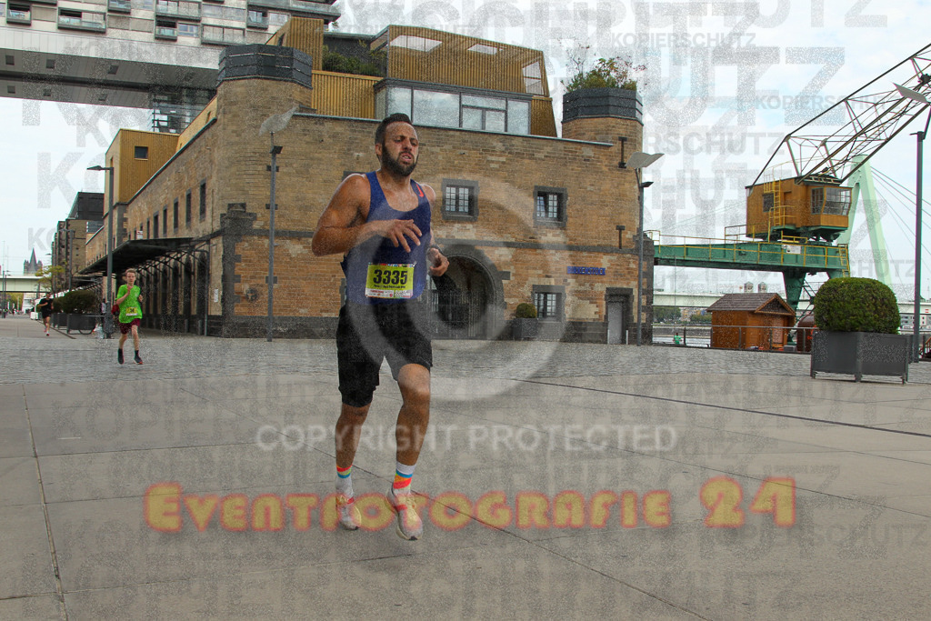 250920_1317_EV4_5175 | Sportfotografie im Rhein-Sieg Kreis, Köln, Bonn, NRW, Rheinland Pfalz, Hessen, etc. Unser Tätigkeitsfeld umfasst den Laufsport vom Volkslauf über den Marathon, Duathlon, Triathon bis zum Ultralauf wie Kölnpfad Ultra oder Schindertrail.