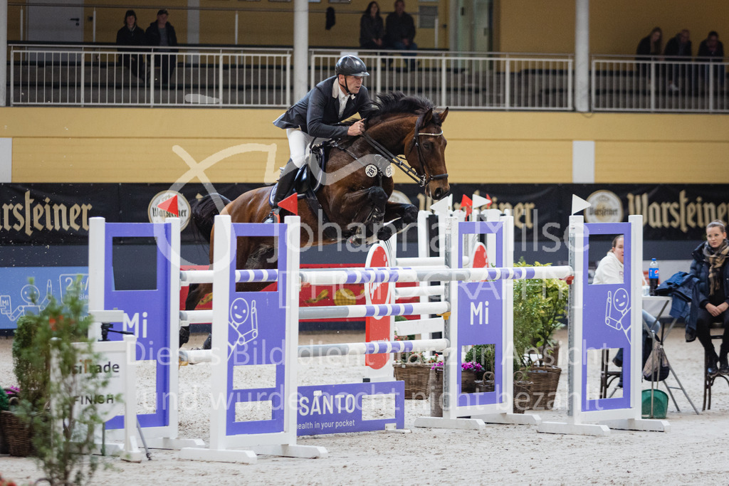 221023_Warstein_S1-Spr-320 | Deine schönsten Turniermomente als professionelle Fotos! Entdecke hochwertige Pferdesport-Fotografie im Online-Shop. Jetzt Fotos finden & bestellen!