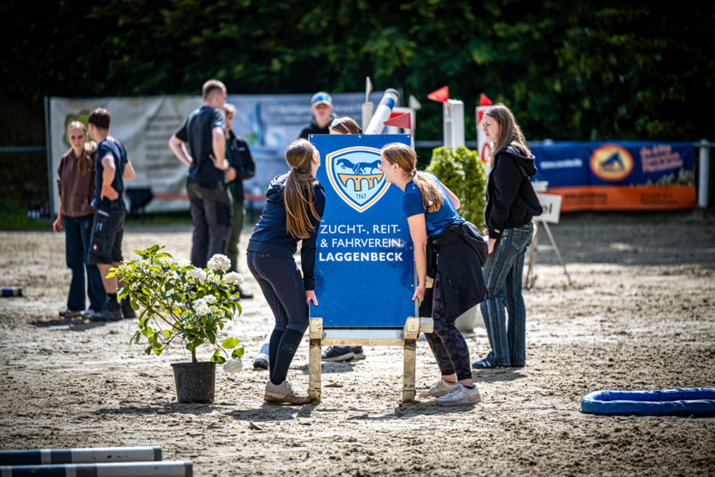 Turnier Laggenbeck 2026 | Entdecke hochwertige Reitturnierfotos von Foto Oger. Professionell, emotional und authentisch – jetzt Lieblingsmomente im Shop bestellen.Deutschlandweite Turnierfotografie. - Realisiert mit Pictrs.com