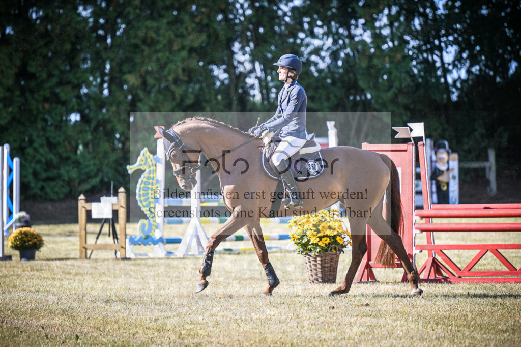 DOS_0226 | Entdecke hochwertige Reitturnierfotos von Foto Oger. Professionell, emotional und authentisch – jetzt Lieblingsmomente im Shop bestellen.Deutschlandweite Turnierfotografie. - Realisiert mit Pictrs.com