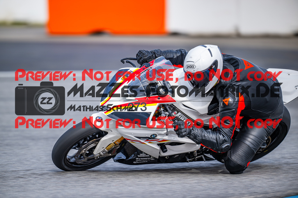 MaZZes_Fotomatrix_20240317_6021986_5937 | Fotograf Mathias Schmid
Sportfotograf,
Eventfotograf,
Hochzeitsfotograf,
Portraitfotograf