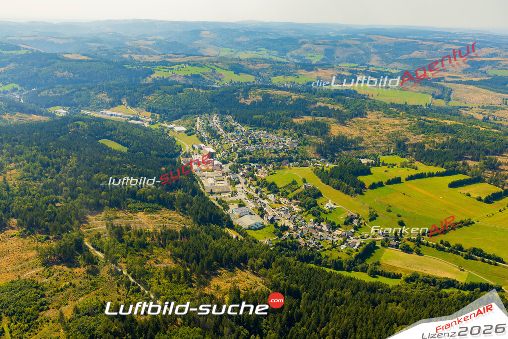 Luftbild Vs Google Maps  Kleintettau  Tettau -Das Luftbild wurde 2025 vom UL-Flugzeug heraus erstellt ( keine Drohnenluftbilder ) - Hochauflösende Luftaufnahme -Nicht vergleichbar mit Google Maps oder Satelittenbilder- Die Geschenkidee !Mit Lizenz und Bildrechte bestellbar