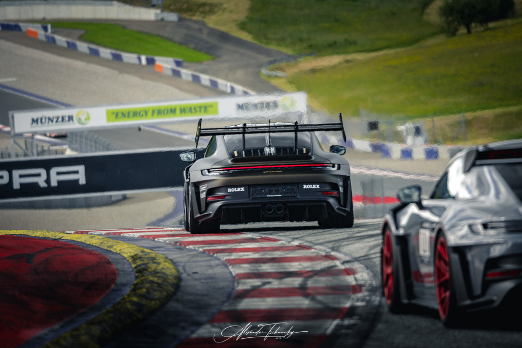 R6PZ2427 _Alexander Tschuncky | Entdecken Sie die faszinierende Welt von Alexander Tschuncky Arts: Kreative Fotografie, atemberaubende Automobilkunst und hochwertiger Bilderdruck. Lassen Sie sich inspirieren! - Realisiert mit Pictrs.com