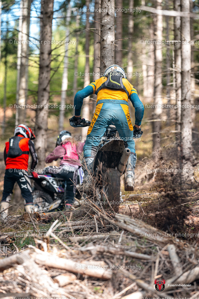 fuernholzer_251026-C2-187 | Fotografische Impressionen von der Red Stag Enduro Extreme by fuernholzer-photography.com. Endurosport in Österreich fotografisch festgehalten von fuernholzer. Auftragsfotografie für Private, Gewerbefotos und Industriefotografie. Eventfotografie, Sportfotografie und Motorsportfotografie. Anbieter von Fotoworkshops, Fototraining, fotografischen Vorträgen und Fotoseminaren.