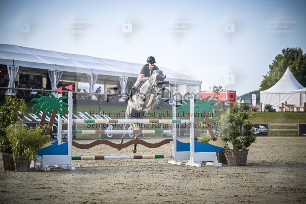 DOS_2514 | Entdecke hochwertige Reitturnierfotos von Foto Oger. Professionell, emotional und authentisch – jetzt Lieblingsmomente im Shop bestellen. - Realisiert mit Pictrs.com