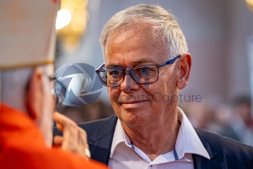 Trainproduction-20240519-1 | Firmung Klagenfurt-Dom 19.05.2024 10:30 Uhr