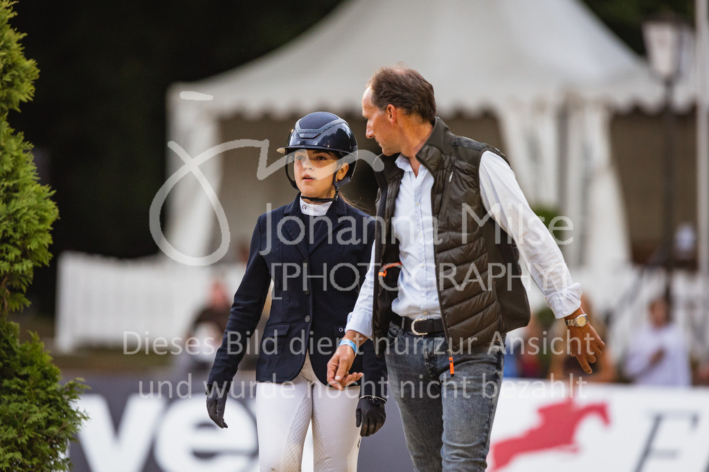 220909_OWLCh_PonyTrophy-112 | Deine schönsten Turniermomente als professionelle Fotos! Entdecke hochwertige Pferdesport-Fotografie im Online-Shop. Jetzt Fotos finden & bestellen!
