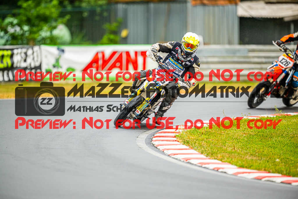 MaZZes_FotoMatrix_230701_5174 | S4