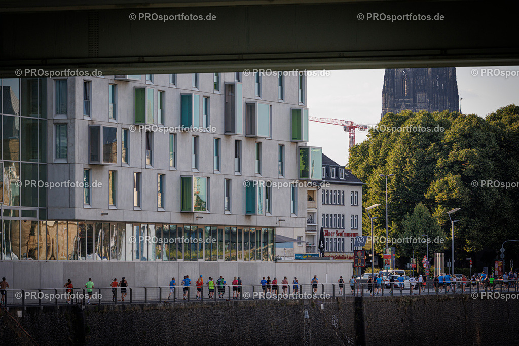 Sparda-Bank Altstadtlauf Köln; Köln, 15.08.2025 | Impressionen vom Sparda-Bank Altstadtlauf Köln am 15.08.2025 in Köln (Nordrhein-Westfalen). 