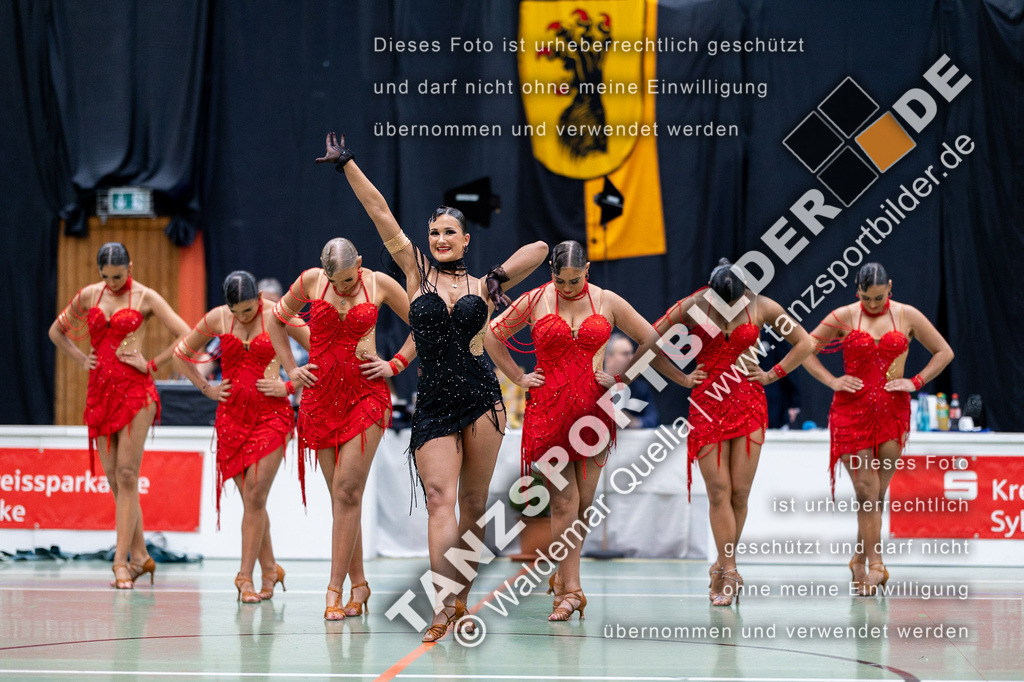 20230325-11512 | Hier finden Sie Tanz Bilder vom Latein und Standard Formationen tanzen. Sportbilder vom Tanzsport. Schöne Fotos und von Weltmeisterschaft, Europameisterschaft, Bundesliga, Regionalliga, Oberliga und Landesliga sowie von GOC Stuttgart, DanceComp, WM Bremen