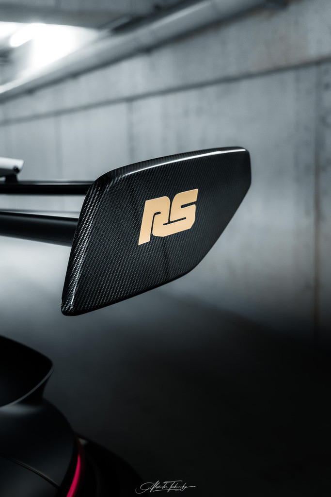 R6AT1506 _Alexander Tschuncky | Entdecken Sie die faszinierende Welt von Alexander Tschuncky Arts: Kreative Fotografie, atemberaubende Automobilkunst und hochwertiger Bilderdruck. Lassen Sie sich inspirieren! - Realisiert mit Pictrs.com