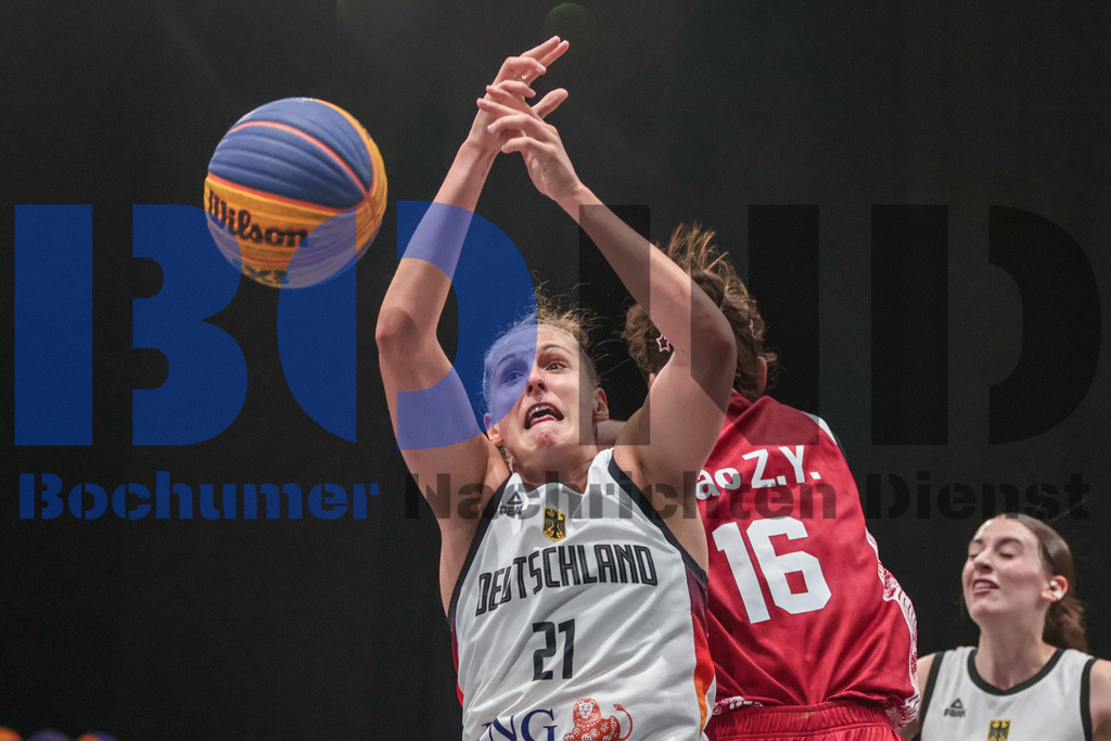 SES_RRG3x320250720-241 | bond - Realisiert mit Pictrs.com