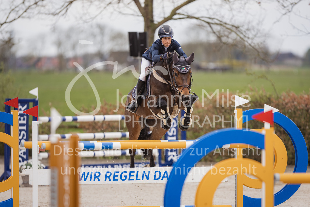 230427_HofSosath_2Ph-M2St-101 | Deine schönsten Turniermomente als professionelle Fotos! Entdecke hochwertige Pferdesport-Fotografie im Online-Shop. Jetzt Fotos finden & bestellen!