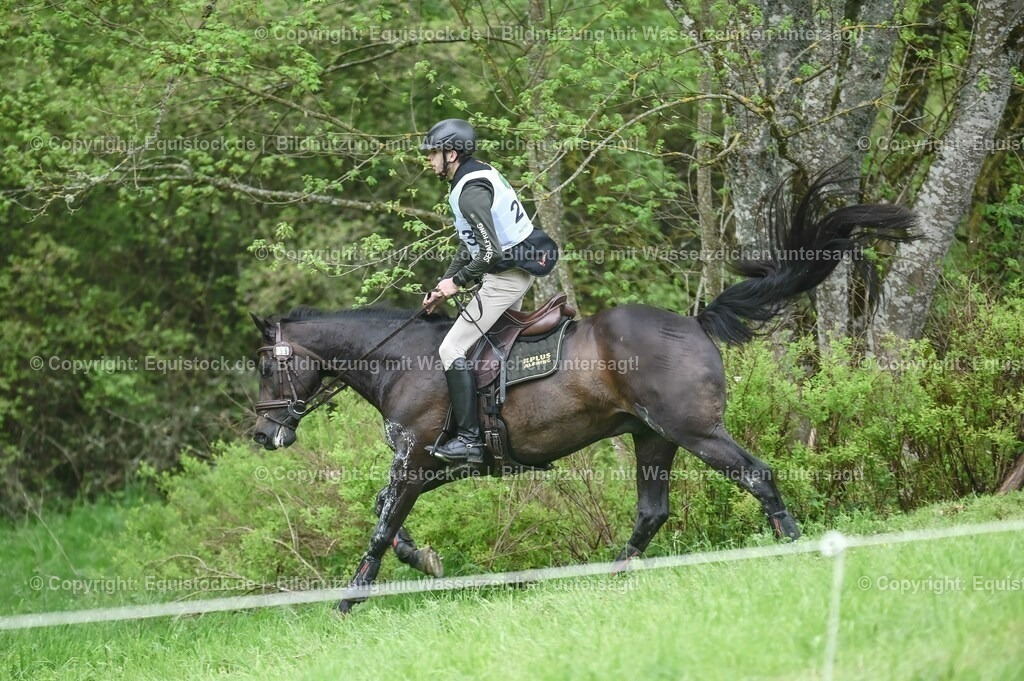 20230513_CCI2_Section2_Gelände_0105 | equistock