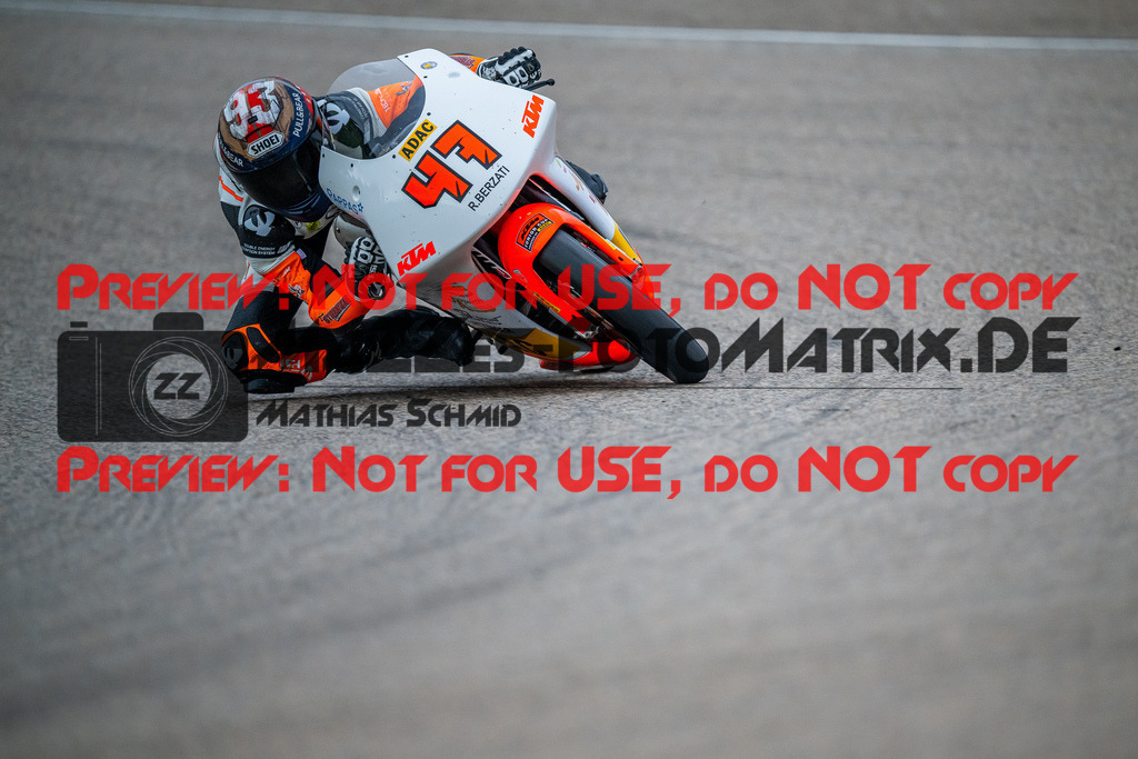 MaZZes_FotoMatrix_240503_6007705_1343 | KTM