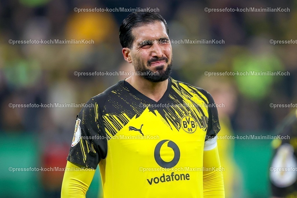 BVB02122501061 | 02.12.2025, Fußball, DFB-Pokal, Borussia Dortmund - Bayer 04 Leverkusen, Achtelfinale, Signal Iduna Park, Saison 2025 2026: Emre Can  (BVB #23)  blickt Enttäuscht Enttäuschung Gestik Mimik DFB regulations prohibit any use of photographs as image sequences and or quasi-video.