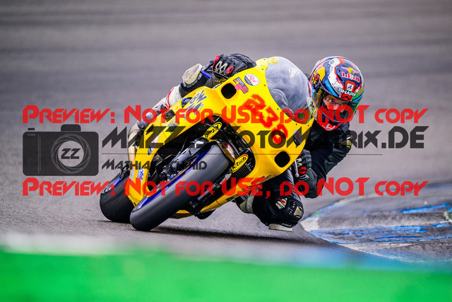 MaZZes_FotoMatrix_240614_6007705_2-94 | ROT